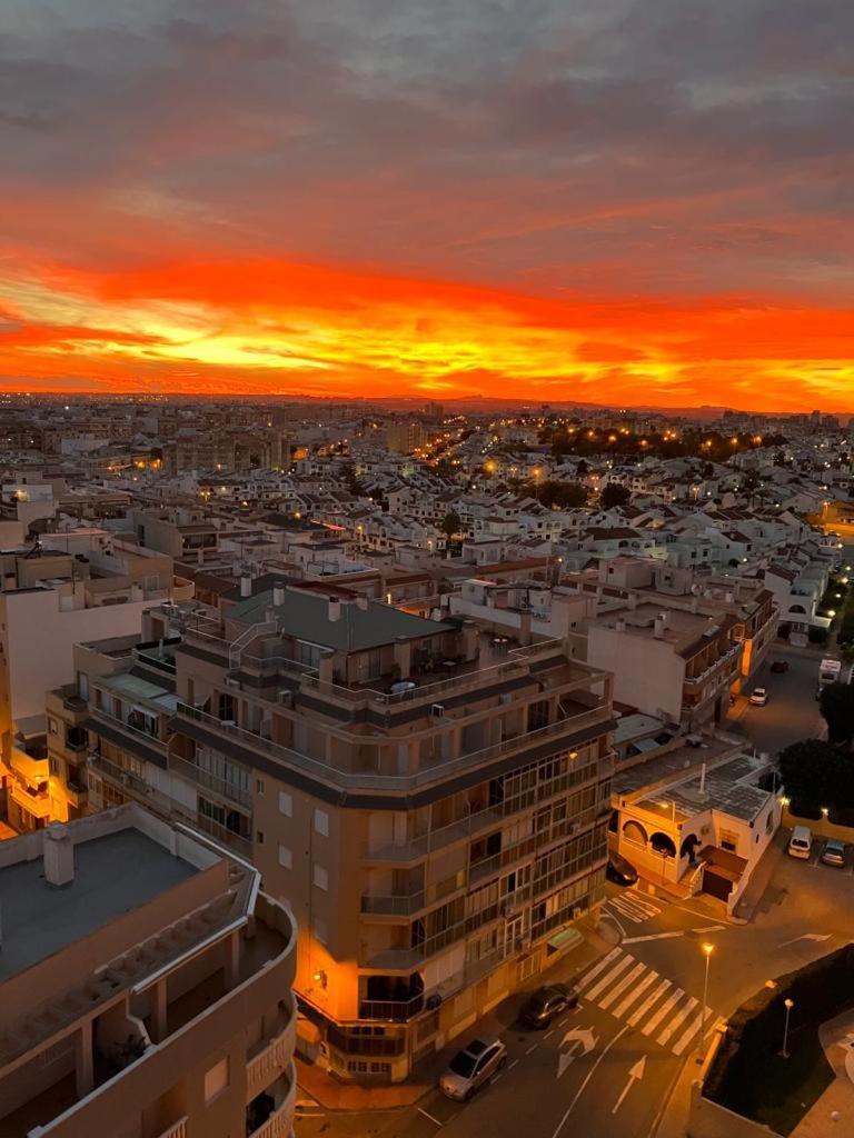 Tus Vacaciones Junto Al Mar Daire Torrevieja Dış mekan fotoğraf